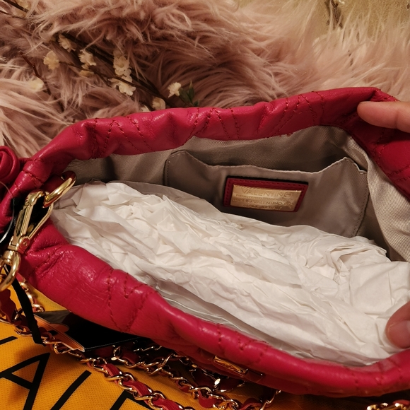 NWT Valentino Cross Body Quilted Bag (Lipstick Red) - Picture 4 of 7